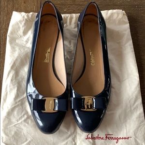 Salvatore Ferragamo Vara Bow shoes